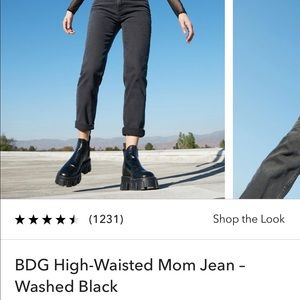 BDG Mom Jeans High Waisted Sz 29